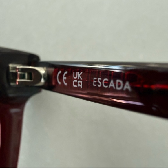 Escada Women’s Sunglasses NEW! SESE57 Polarized Rose Gradient Lenses